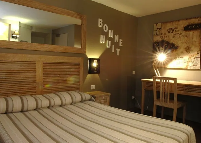 Bordeaux 3 Etoiles 3* Le Haillan